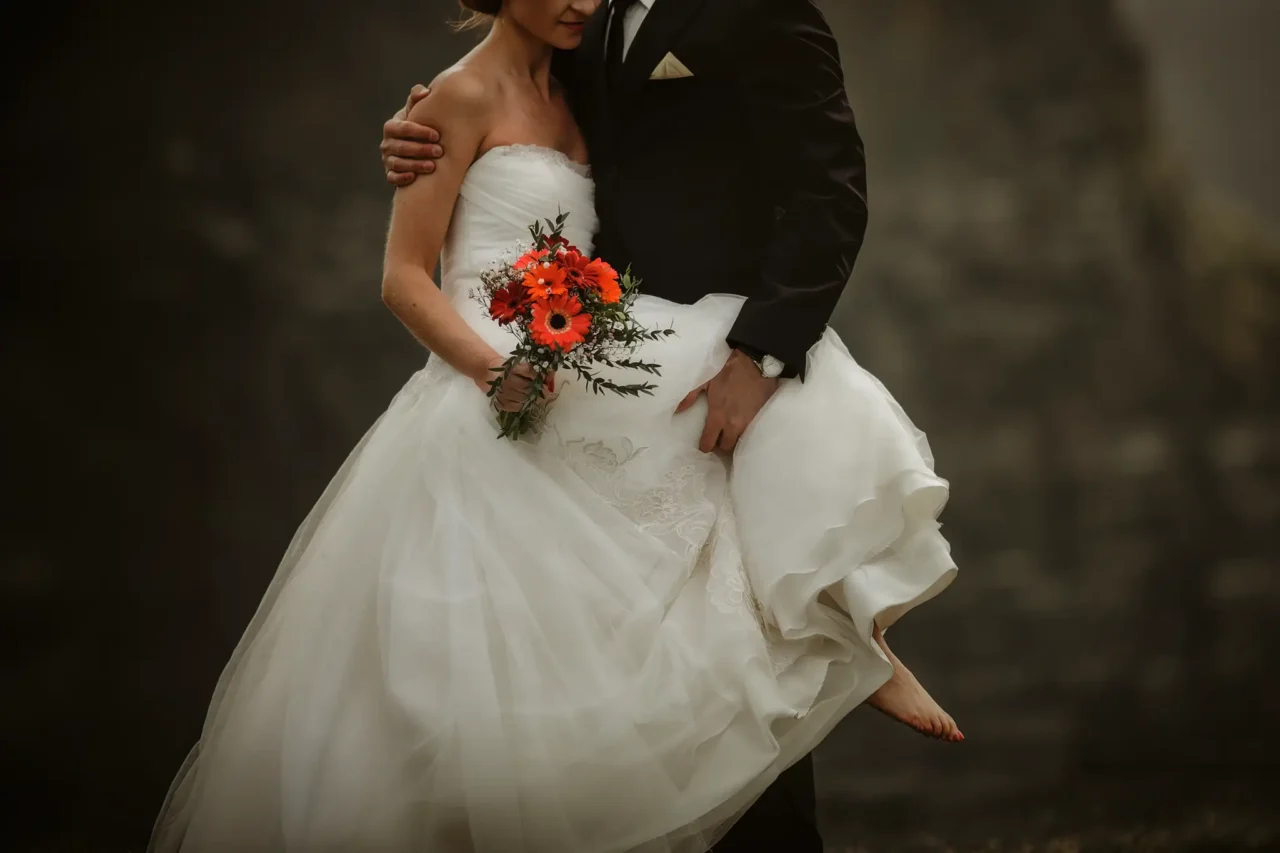 Amy and Paul elopement at Cliffs Of Moher